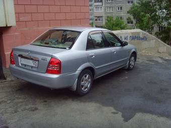 2001 Mazda Familia Pictures