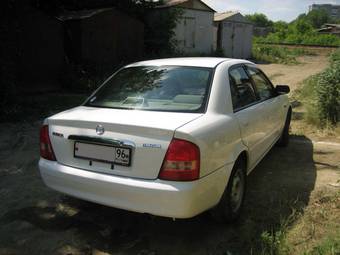 2001 Mazda Familia Pictures