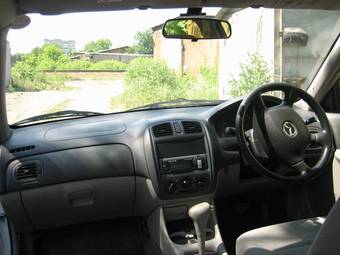 2001 Mazda Familia Pictures