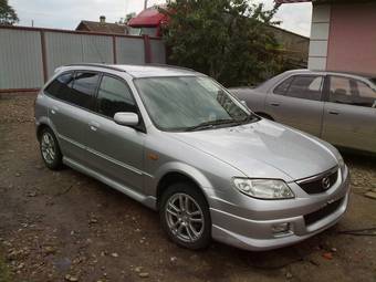 2001 Mazda Familia Photos