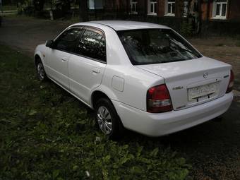 2001 Mazda Familia Photos