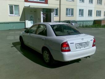 2001 Mazda Familia Photos