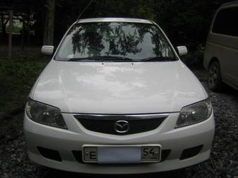 2001 Mazda Familia Photos