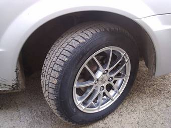 2001 Mazda Familia Pictures