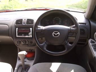 2001 Mazda Familia Images