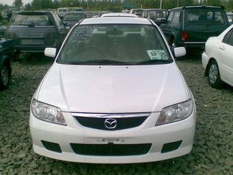 2001 Mazda Familia Photos