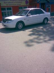 2001 Mazda Familia Pictures