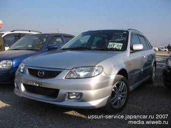 2001 Mazda Familia Photos