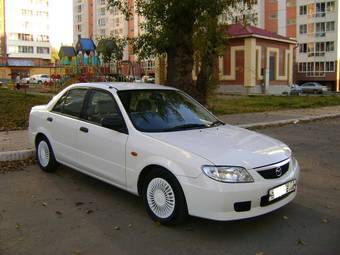 2001 Mazda Familia Pictures