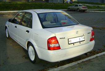 2001 Mazda Familia Pictures