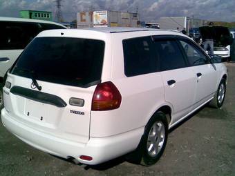 2001 Mazda Familia Photos