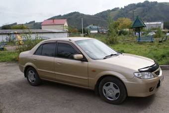 2001 Mazda Familia Photos