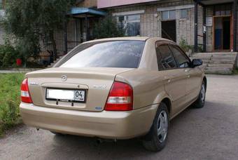 2001 Mazda Familia Pictures