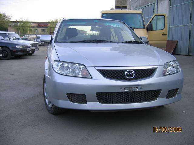 2002 Mazda Familia