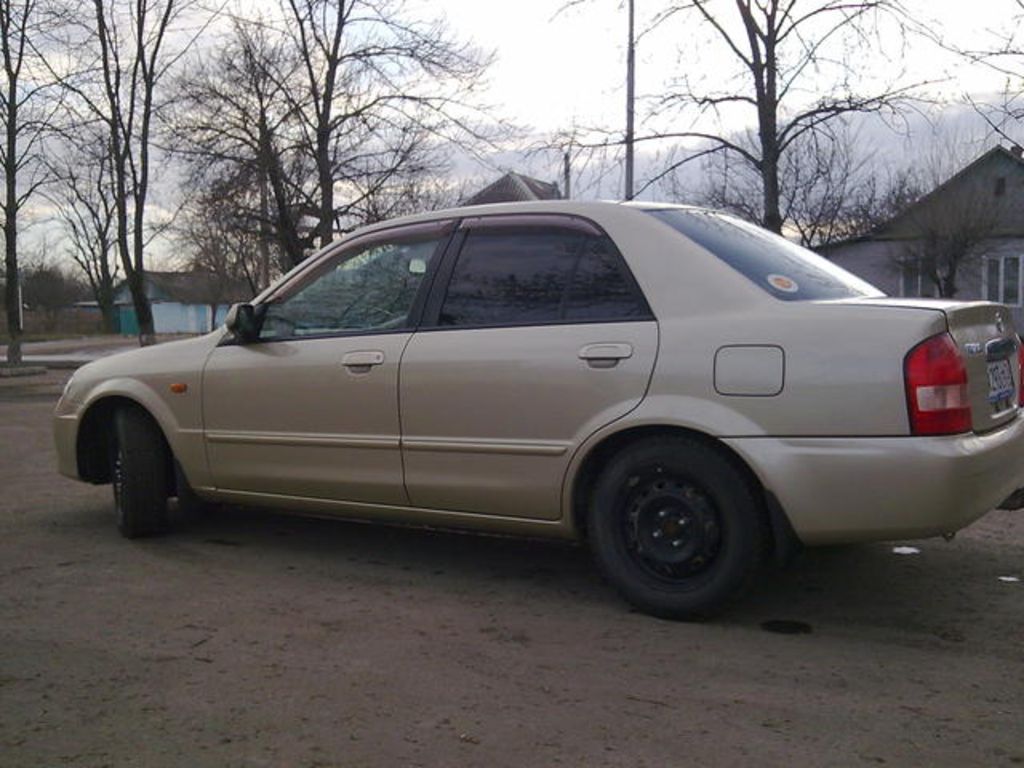 2002 Mazda Familia