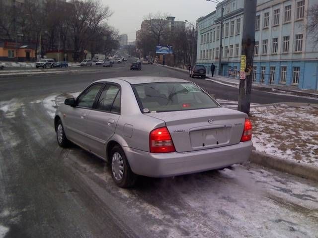 2002 Mazda Familia