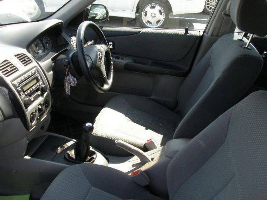 2002 Mazda Familia