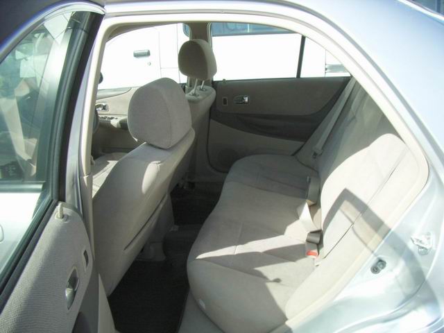 2002 Mazda Familia Photos