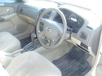 2002 Mazda Familia Photos