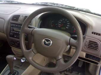 2002 Mazda Familia Photos