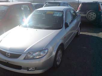 2002 Mazda Familia Photos