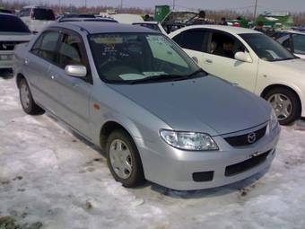 2002 Mazda Familia Photos