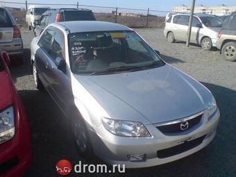 2002 Mazda Familia Pictures