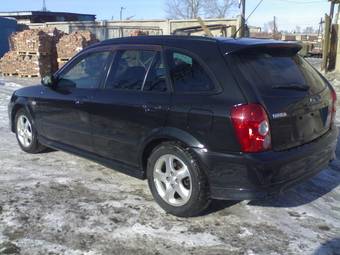 2002 Mazda Familia Images