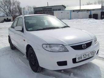 2002 Mazda Familia Photos