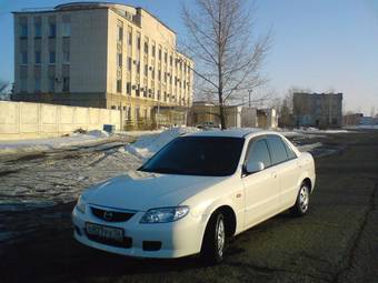 2002 Mazda Familia Photos