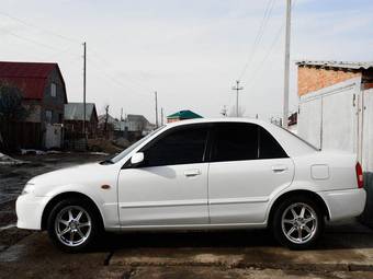 2002 Mazda Familia Photos
