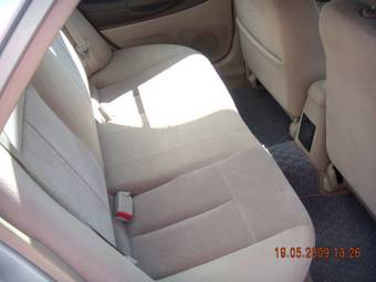 2002 Mazda Familia Pictures