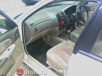 2002 Mazda Familia Pictures