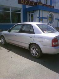 2002 Mazda Familia Photos