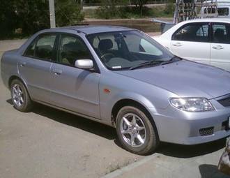 2002 Mazda Familia Pictures