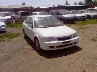2002 Mazda Familia Photos