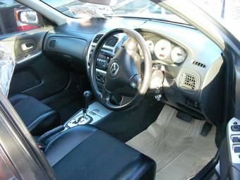 2002 Mazda Familia Pics