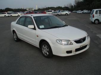2002 Mazda Familia Photos
