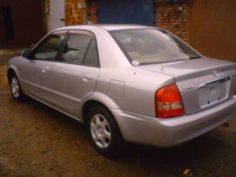 2002 Mazda Familia Pictures