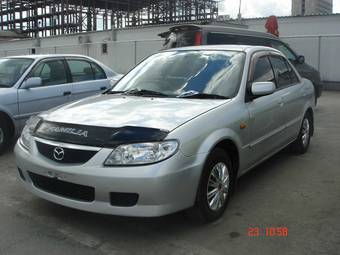 2002 Mazda Familia Photos