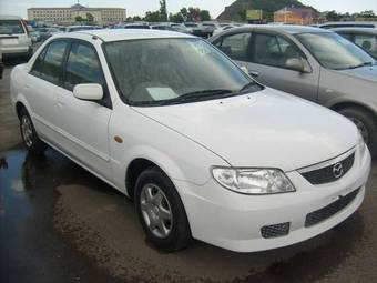 2002 Mazda Familia Pictures