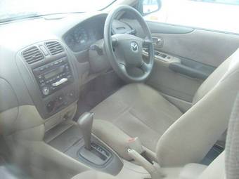 2002 Mazda Familia Photos