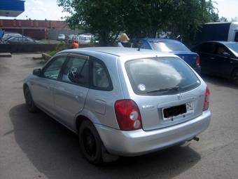 2002 Mazda Familia Photos