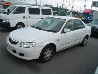 2002 Mazda Familia Photos