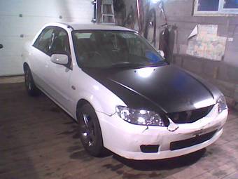 2002 Mazda Familia Photos