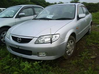 2002 Mazda Familia Photos