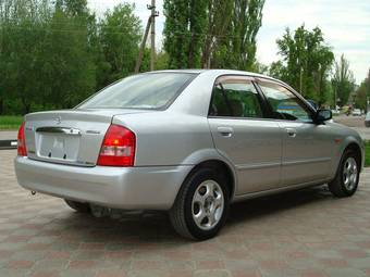 2002 Mazda Familia Photos