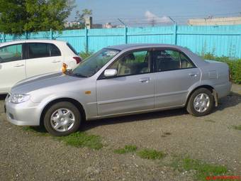 2002 Mazda Familia Pictures