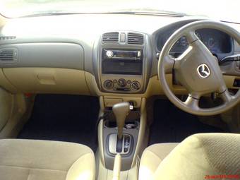 2002 Mazda Familia Photos