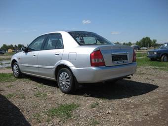 2002 Mazda Familia Pictures